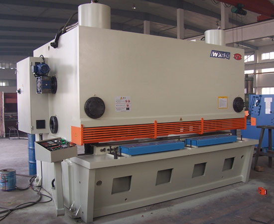 Guillotine shear