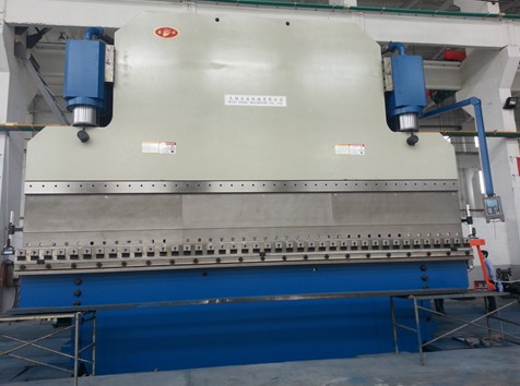 Large CNC press brake WE67K-1000/8000 for B
